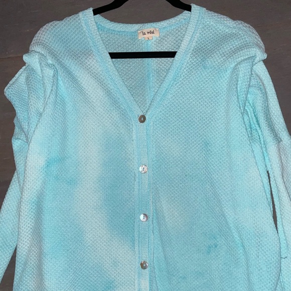 Waffle knit, Button front Turquoise and white long sleeve top💗 - Picture 2 of 2